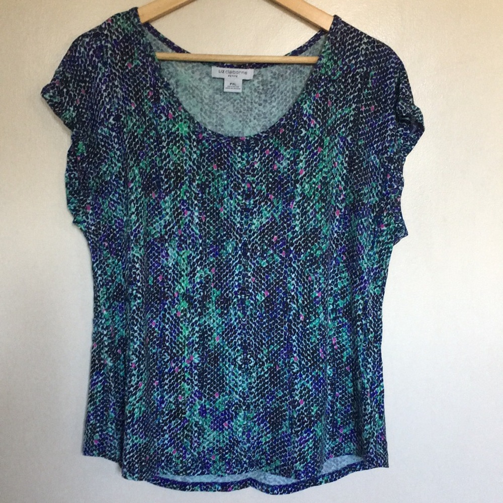 Pretty Liz Claiborne t-shirt - size PXL